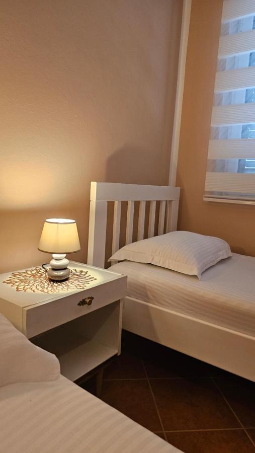 Lav Apartments ヘルツェグ・ノヴィ エクステリア 写真