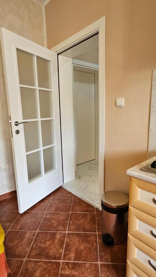 Lav Apartments ヘルツェグ・ノヴィ エクステリア 写真