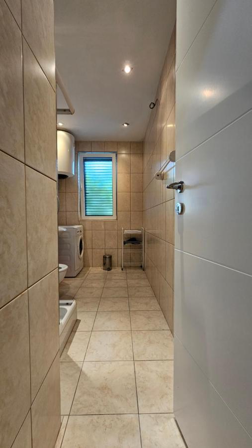 Lav Apartments ヘルツェグ・ノヴィ エクステリア 写真